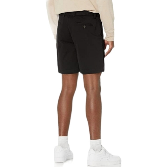 Amazon Essentials Men's Slim Fit Black Shorts Size 40 - Picture 2 of 9